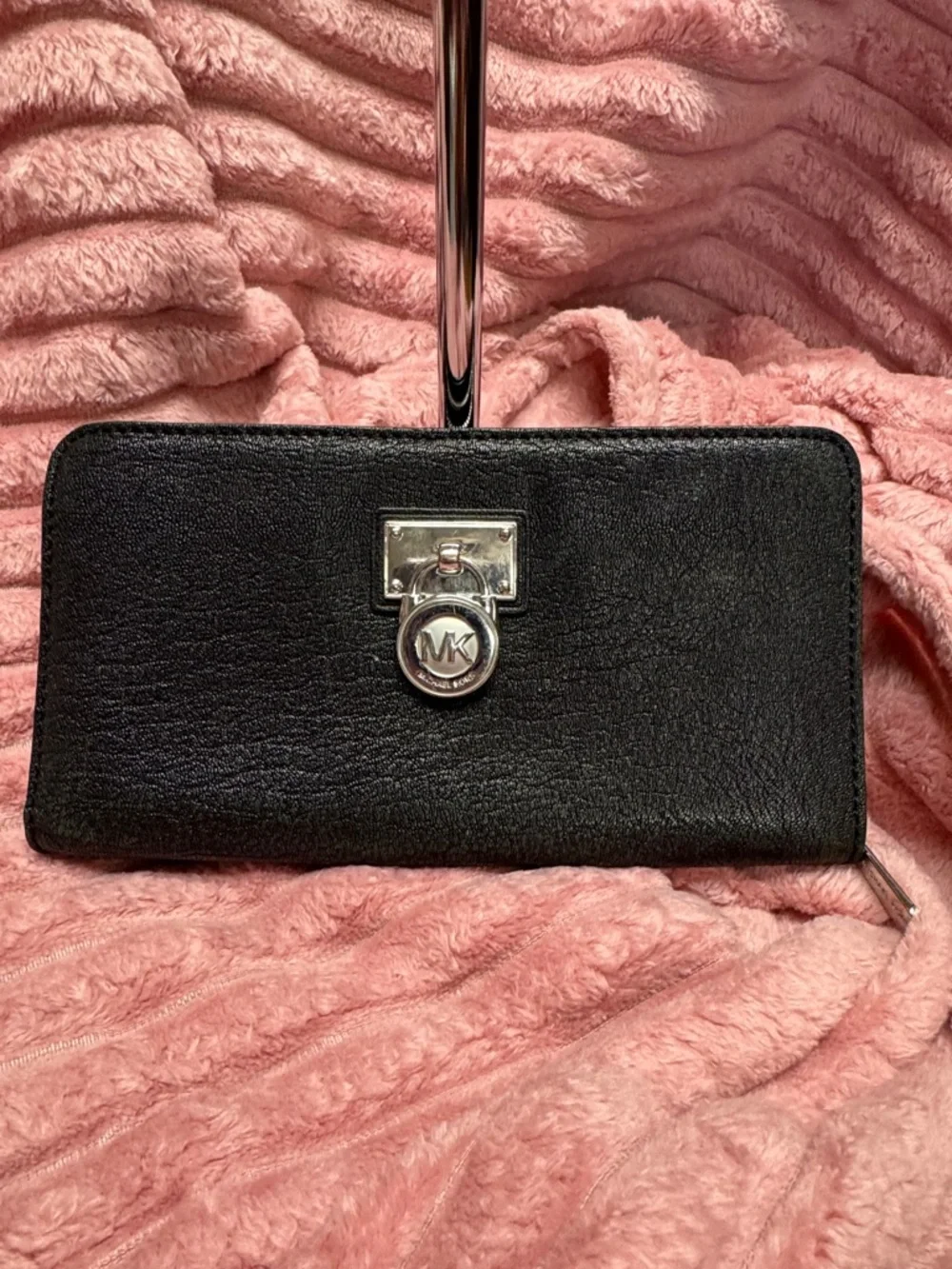 Michael Kors Black Leather Zip Wallet with Silver‎ MK Charm